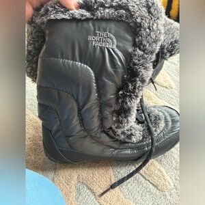 The North Face Black Quilted Boots with Faux Fur